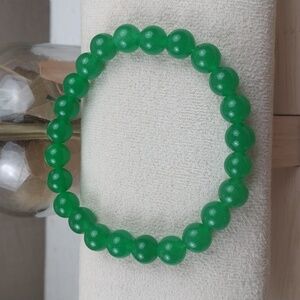 Green Jade High Quality Natural Healing Energy Gemstone Stretch Bead Bracelet